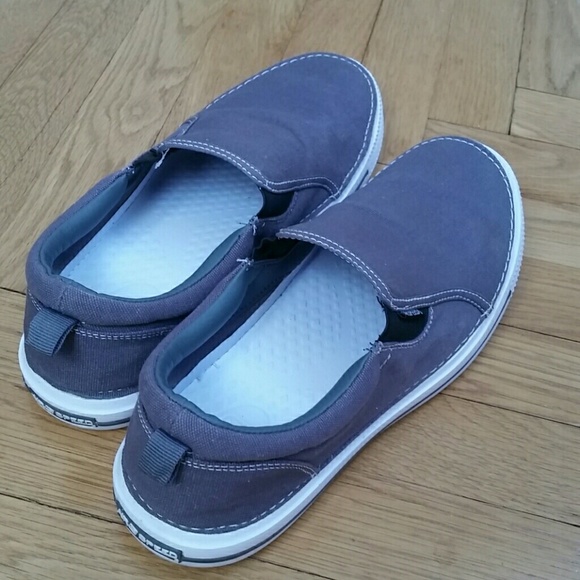 airspeed slip on canvas shoes